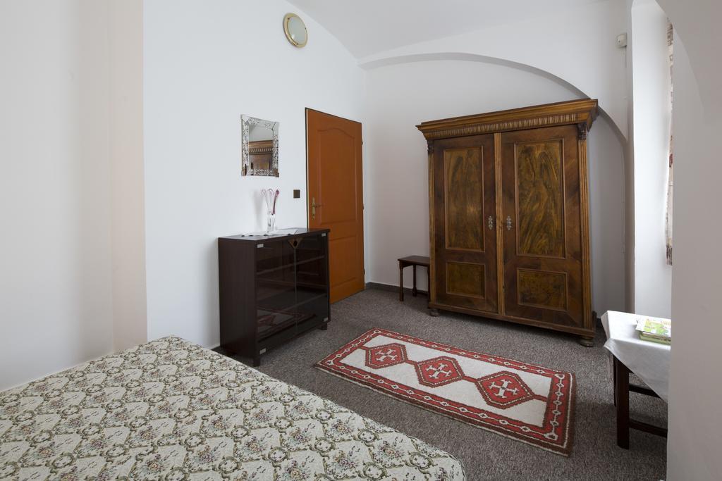 Apartmány u Koček Tábor Habitación foto